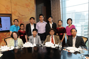 7月27日 香港駐粵經貿處鄧家禧主任設午宴招待及共商未來的合作